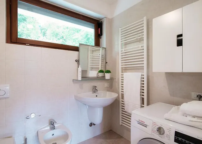 Bird's Eye View - By Myhomeincomo Комо