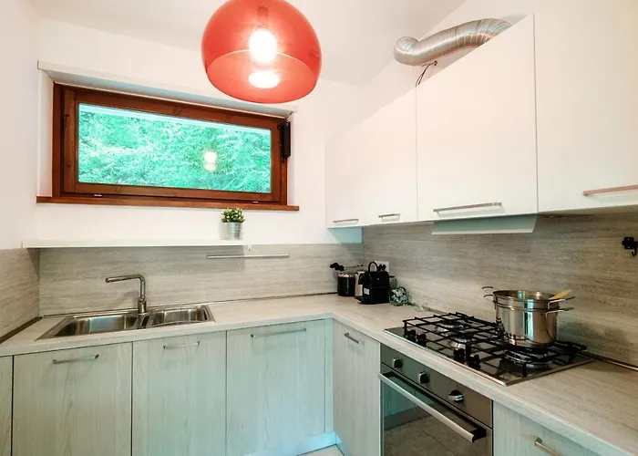 Bird's Eye View - By Myhomeincomo Apartment Como