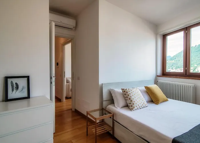 Bird's Eye View - By Myhomeincomo *