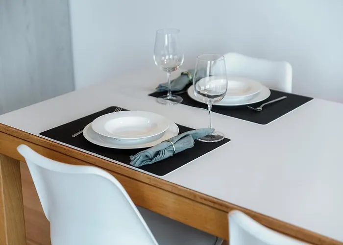 Bird's Eye View - By Myhomeincomo Apartment *