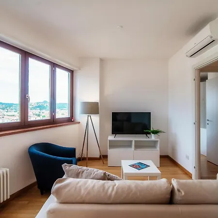 Appartement Bird's Eye View - By Myhomeincomo Como